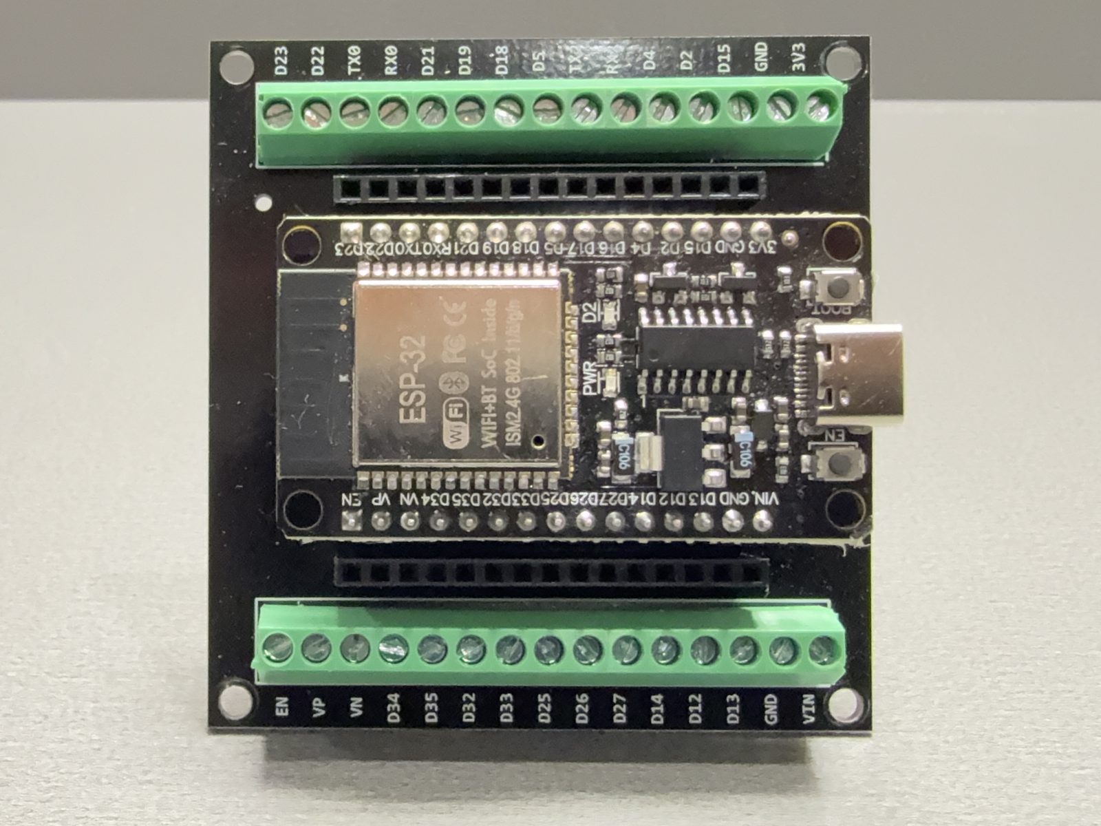 30-pin ESP32 WROOM board example