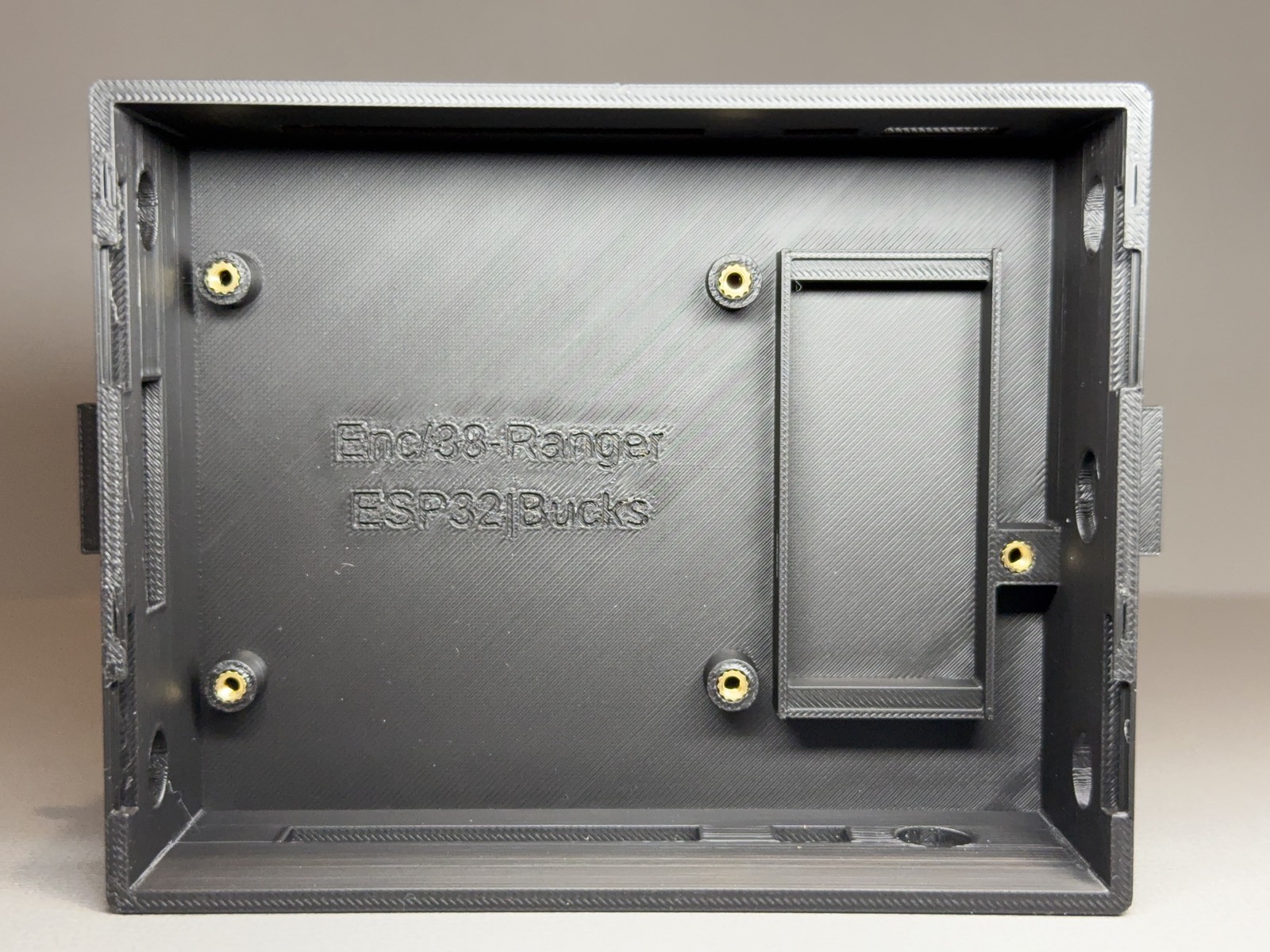 Ranger Bucks 38 board layout and HSI mounting example