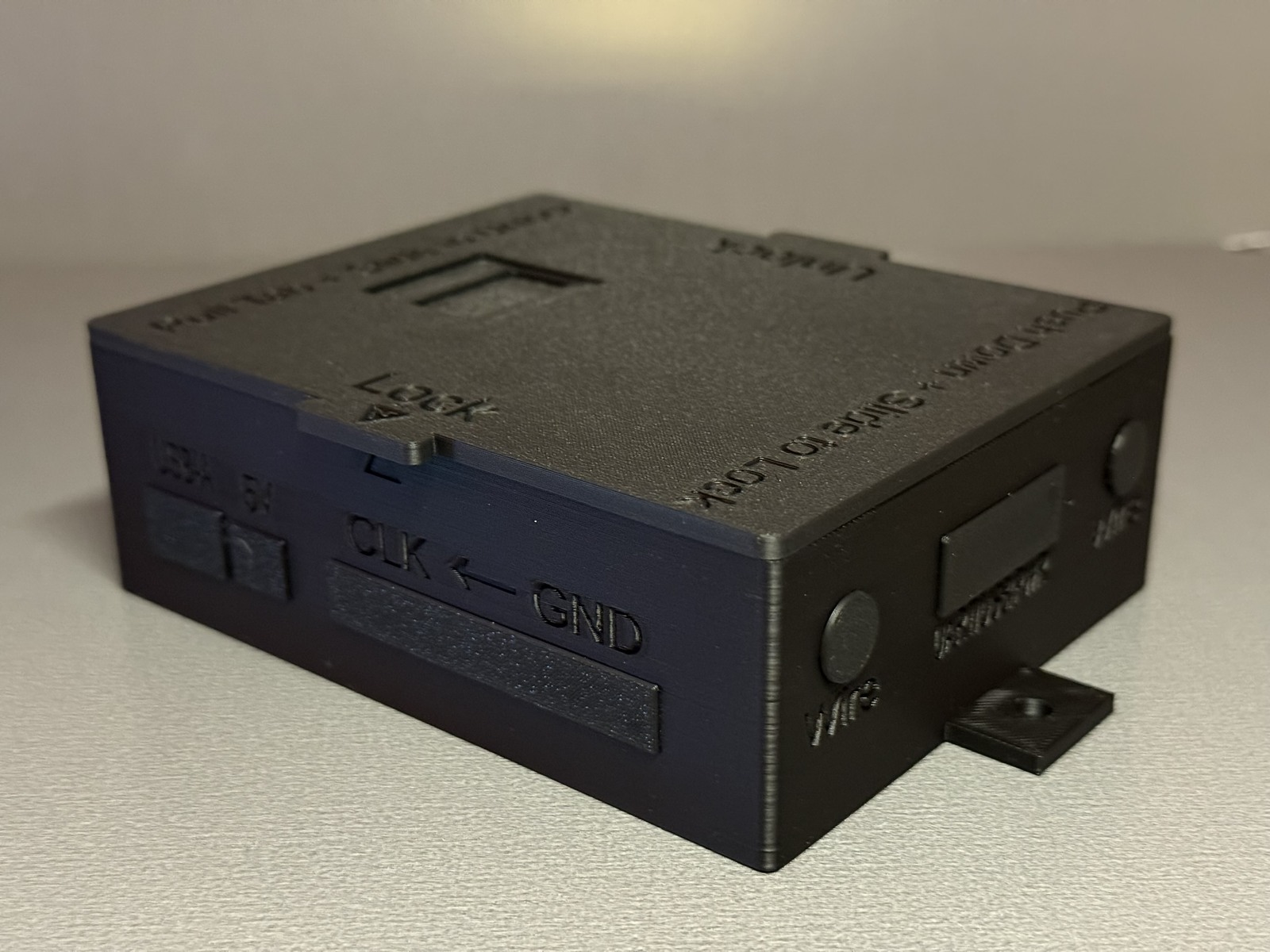 Ranger Bucks 38 Black enclosure with lid and inserts installed