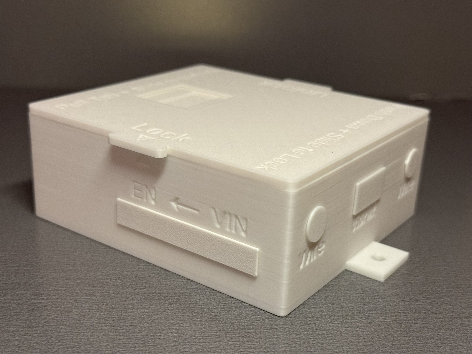 Ranger Standard 30 White enclosure shown with lid and inserts installed